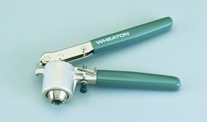 手动铝盖钳口封盖器 Hand-operated aluminum cap crimper O.D. 13 mm